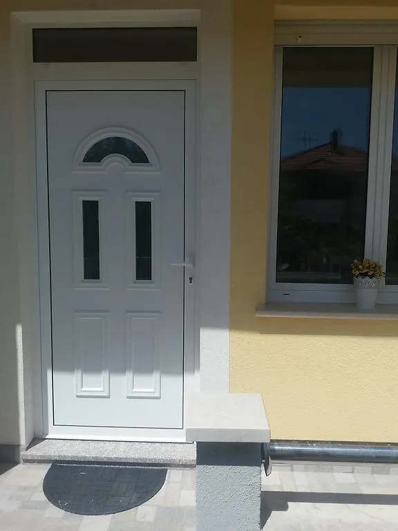 Apartment Lara Trogir