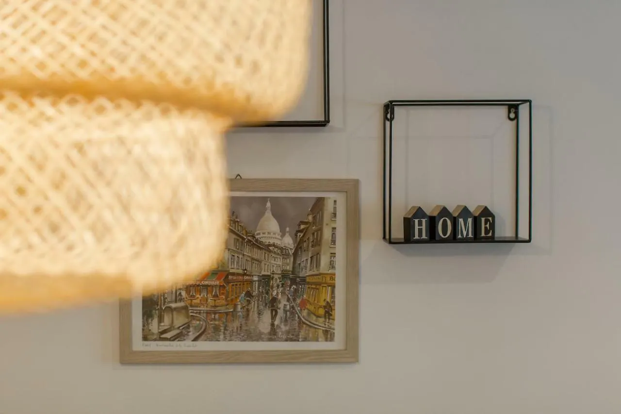 Apartment Lara Τρογκίρ 0*,