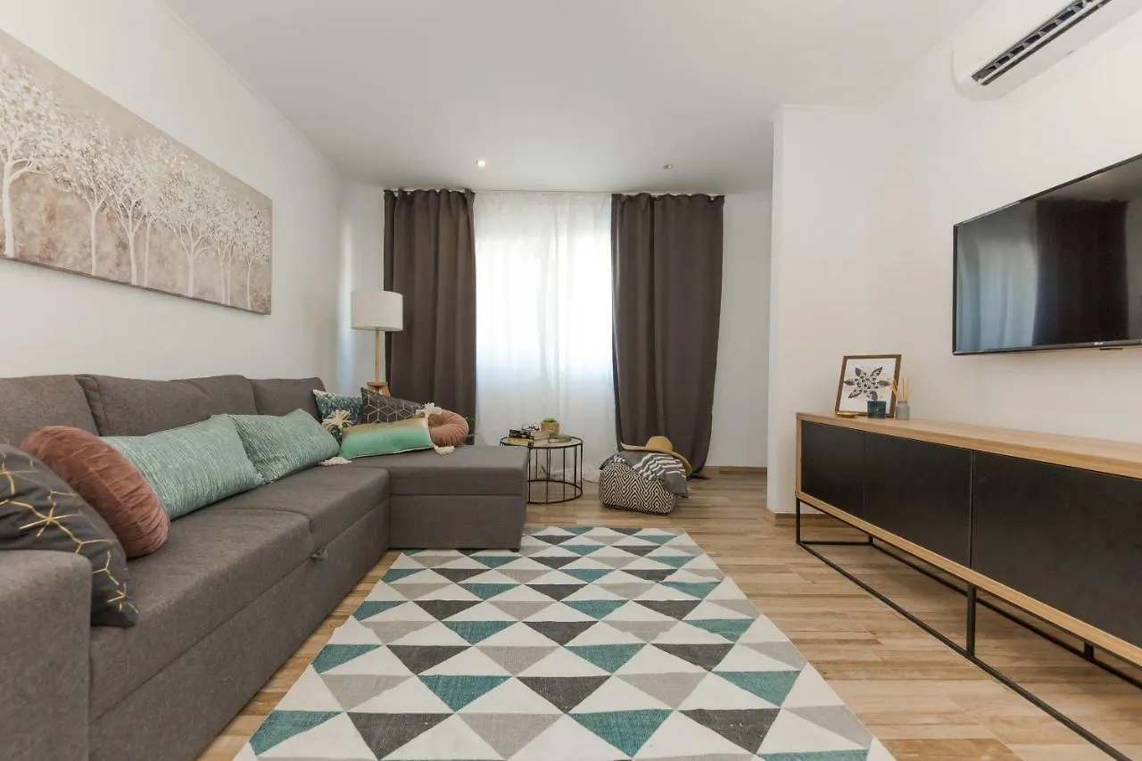 Apartment Lara Τρογκίρ 0*,  Κροατία